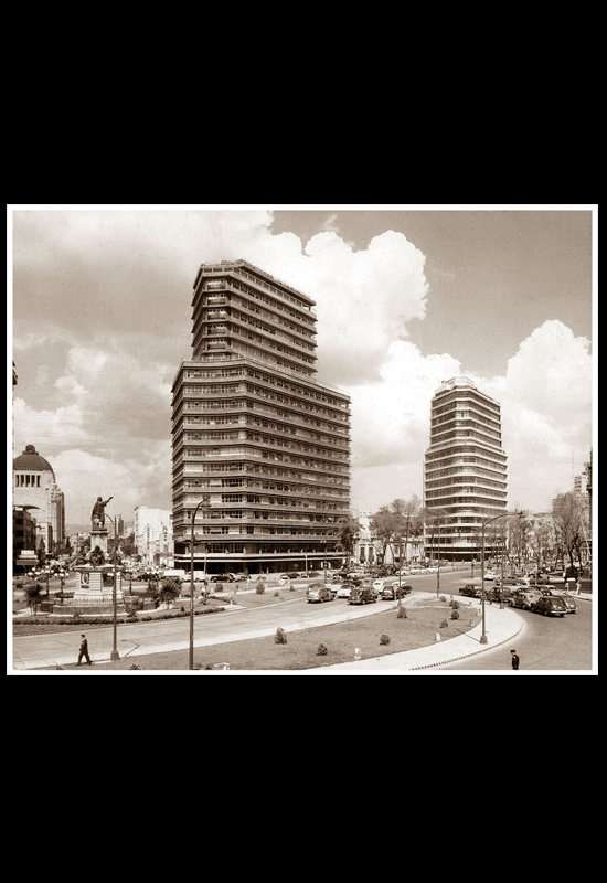 Vista del Paseo de La Reforma, Monumentos a la Revolución y C. Colón