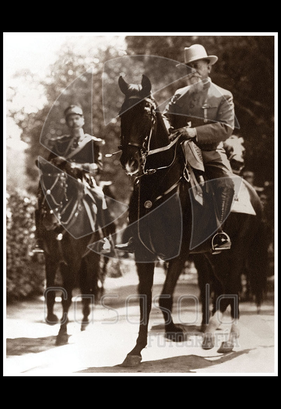 Venustiano Carranza a caballo