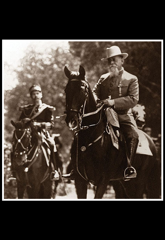 Venustiano Carranza a caballo