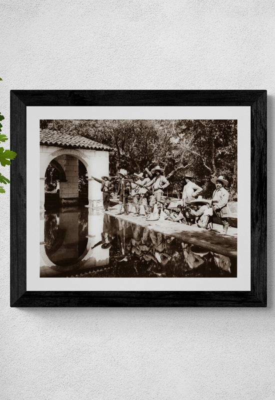 Revolucionarios en el jardín Borda de Cuernavaca