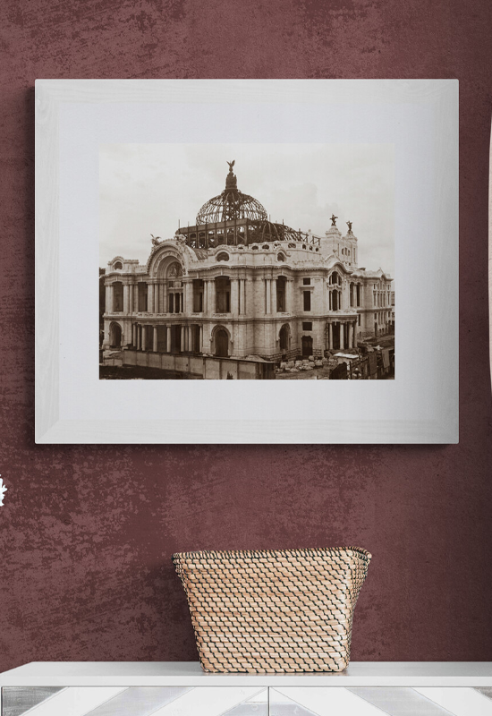 El Palacio de Bellas Artes con los pegasos colocados en el techo
