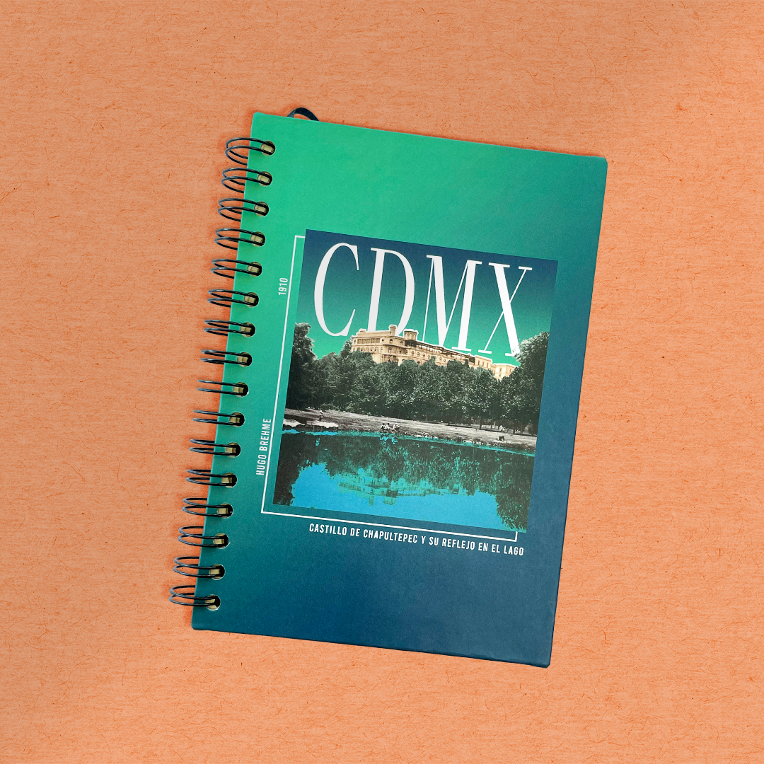Libreta Chapultepec anochecer fotografía intervenida Casasola Fotografía