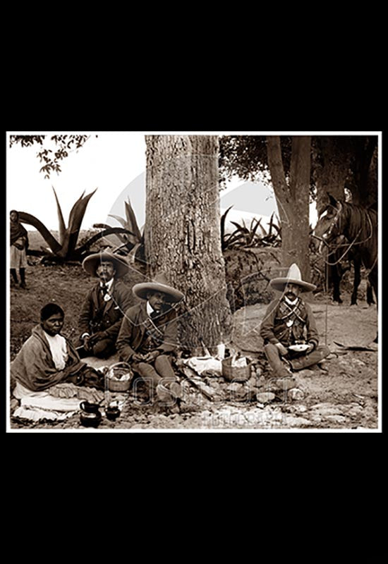 Rurales comiendo en la Hacienda de Cristo, Morelos