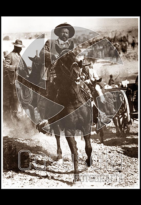 Gral. Francisco Villa en la toma de Torreón