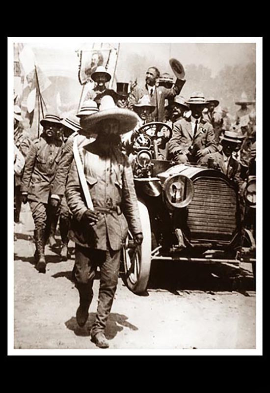 Francisco I. Madero entrando a Cuernavaca