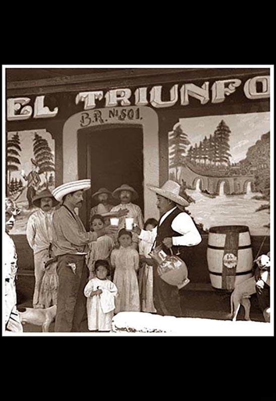 Pulquería "El Triunfo" en el barrio de Santa Anita