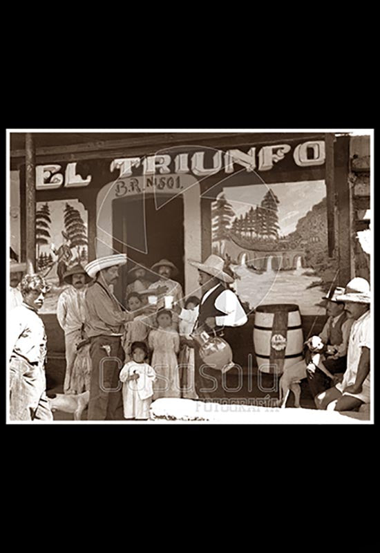 Pulquería "El Triunfo" en el barrio de Santa Anita