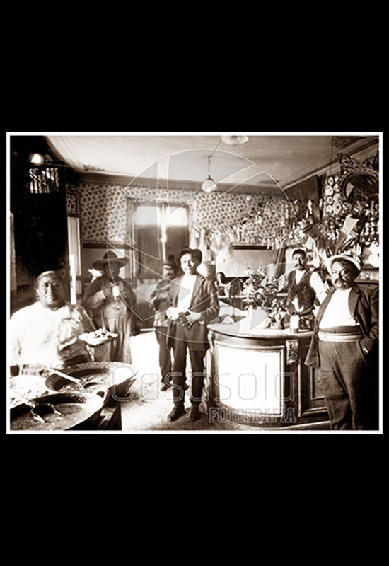 Cantina típica "Las Dos Naciones"