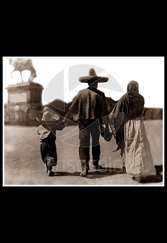 "Fuereños", familia llegando a la ciudad