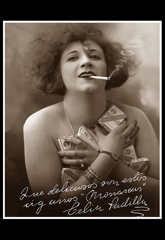 Celia Padilla anunciando los Cigarros "Monarcas"