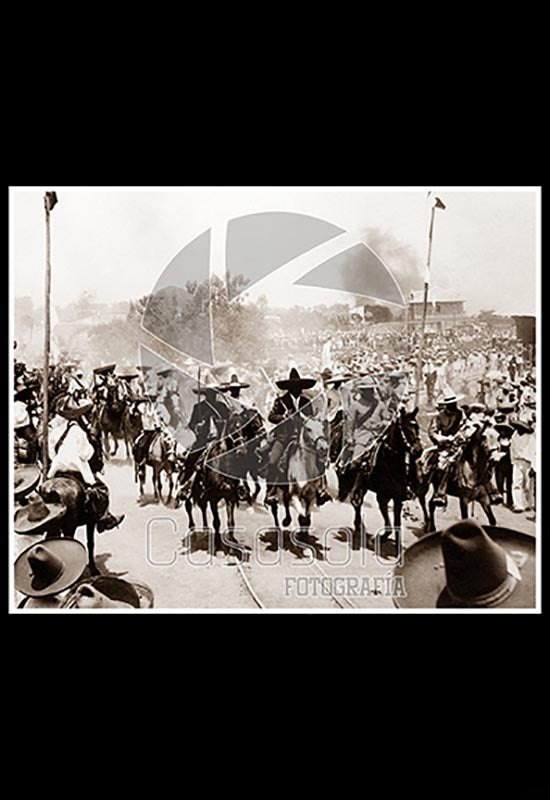 Gral. Emiliano Zapata entrando a Cuautla, Mor.